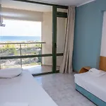 酒店 Amfibia Complex 阳光海滩