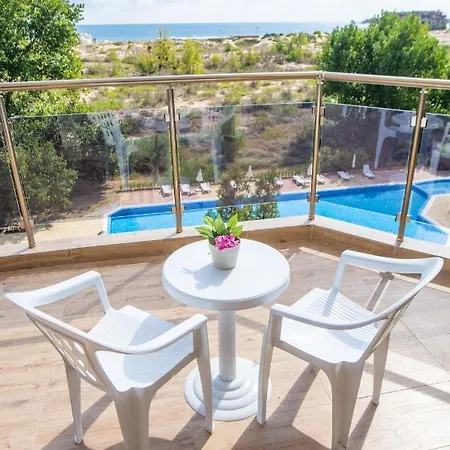 Amfibia Complex فندق ساني بيتش