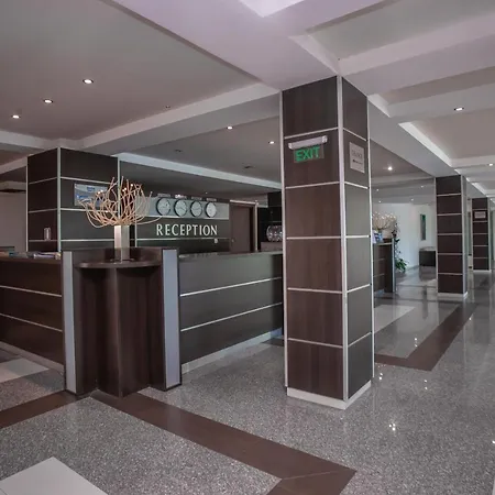 فندق Amfibia Complex 3*