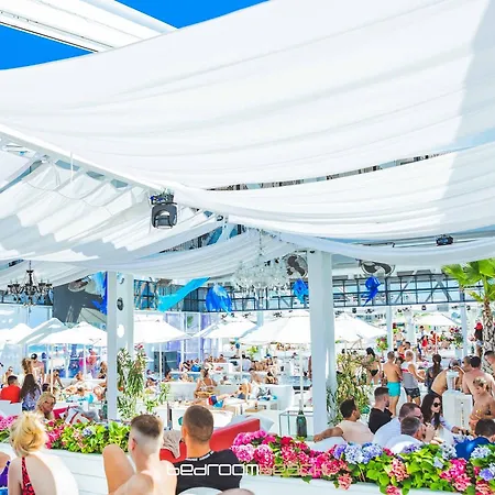 فندق Amfibia Complex 3*