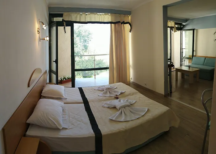 Hotel Amfibia Complex 3*
