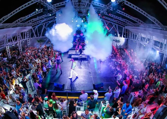 Hotel Amfibia Complex