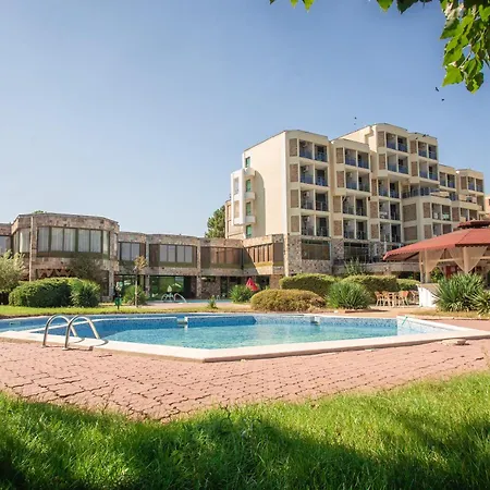 Amfibia Complex Солнечный берег