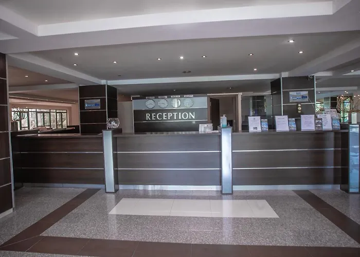 Amfibia Complex 3* Napospart