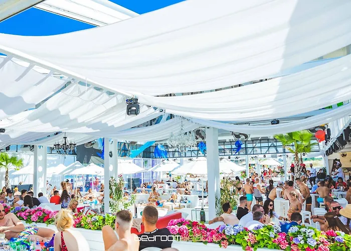 Отель Amfibia Complex 3*