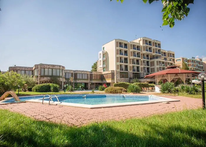 Amfibia Complex Солнечный берег