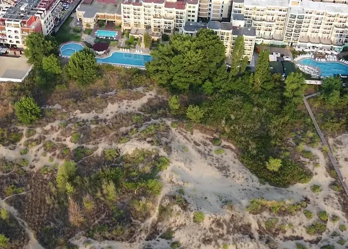 Отель Amfibia Complex